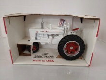 Farmall 100th Anniversary 1/16 Scale Tractor Model