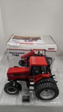 Case IH 7140 "Magnum Demo"� Toy Tractor in