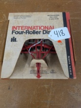 ERTL 1/16 Scale International Four-Roller Disc