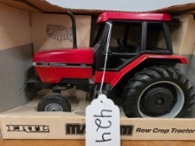 ERTL Case IH Maxxum 5120 1/16 Tractor in Box
