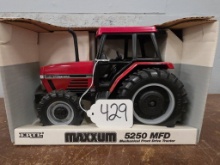 ERTL Case IH Maxxum 5250 MFD 1/16 Scale Tractor