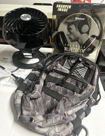 MINI FAN, CAMO BAG AND WIRELESS HEADPHONES