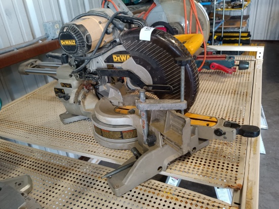 DEWALT CHOP SAW