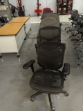 2 ROWS OF OFFICE CHAIRS