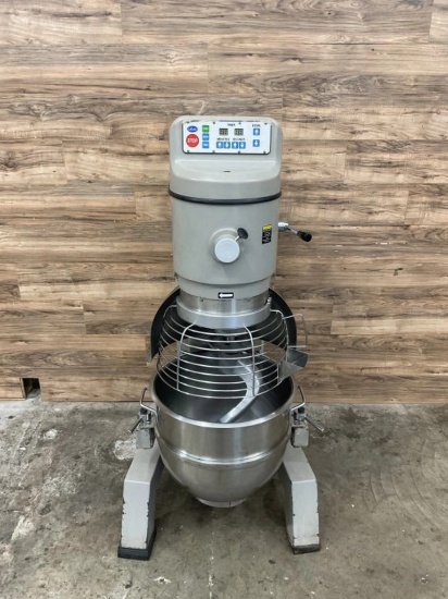 Globe 60qt Mixer