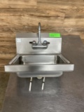 Wallmount Sink