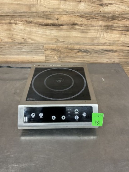 Burton Induction Cooker
