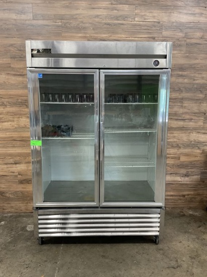 True 2-Glass Door Merchandiser