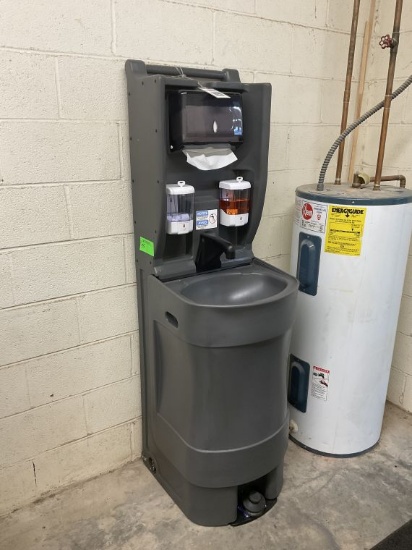 Cambro Hand Wash Station