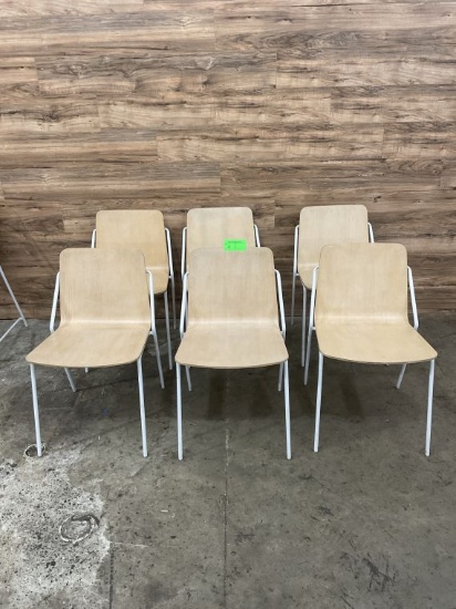 (6) Count Wooden Chairs