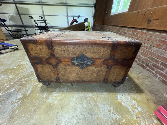 Finely Crafted Vintage-Style Steamer Trunk with Ornate Brass Hardware