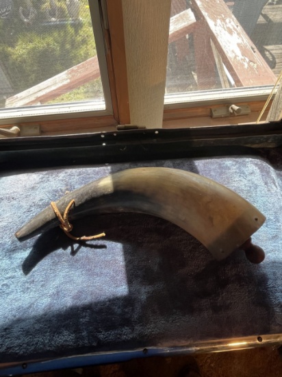 Powder Horn with Cap