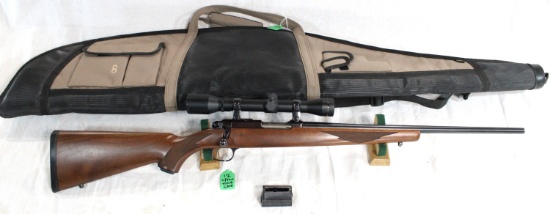 Ruger 77/22 Bolt-action Rifle in .22 Hornet w/Simmons 4x Scope