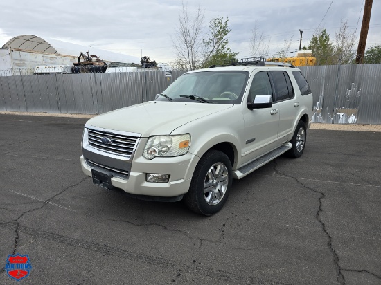 2006 Ford Explorer Limited - 3rd Row, DVD
