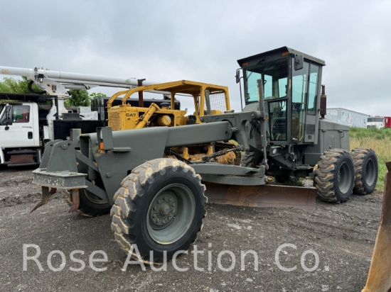 John Deere 540B Motor Grader (US military unit)