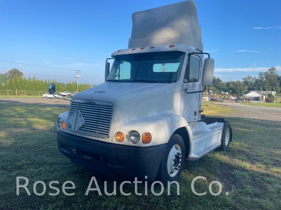 2002 Freightliner FL112 S/A Road Tractor Cummins ISM (Orange, VA)