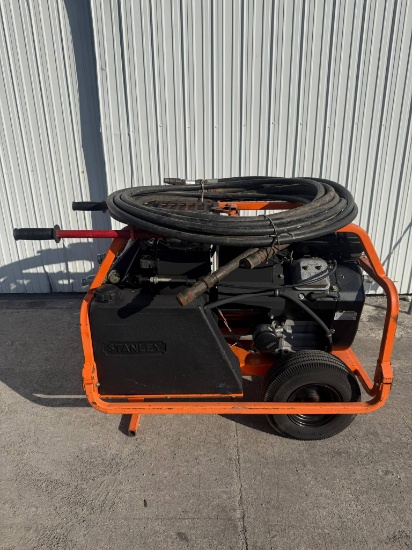 Briggs & Stratton Vanguard 18HP V-Twin Engine with Hydraulic Pump
