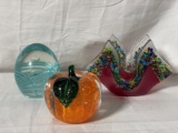 Art Glass Group of 3