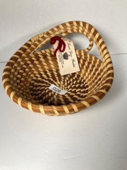 Vintage Sweetgrass Basket by Mrs. Jery B. Taylor with original card