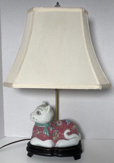 Vintage Chinese Figural Cat Lamp