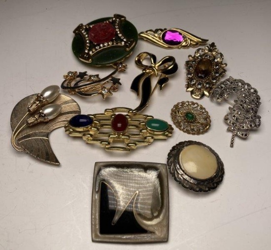 Lot of 11 Vintage Costume Pins