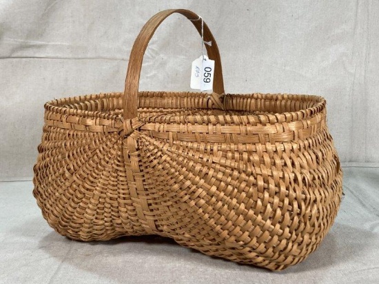Large Buttock Basket