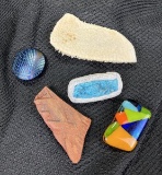 Theo Fine Art Brooch Pins