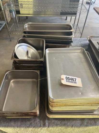 BUFFET SERVING TRAYS AND PANS