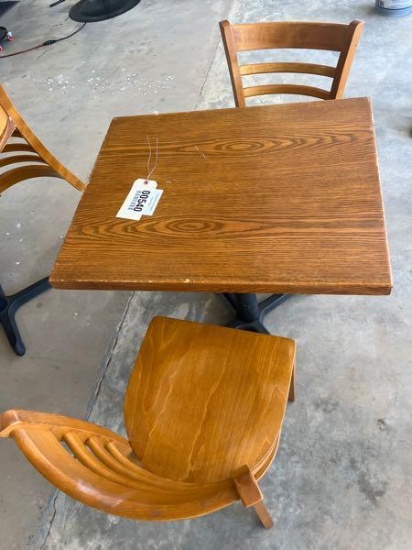 SMALL WOOD TABLE WITH 2 CHAIRS