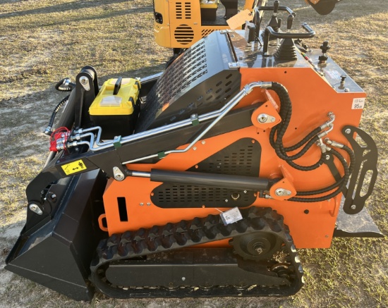 NEW Land Hero Mini Skid Steer Loader