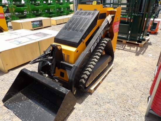 MINI COMPACT TRACK LOADER