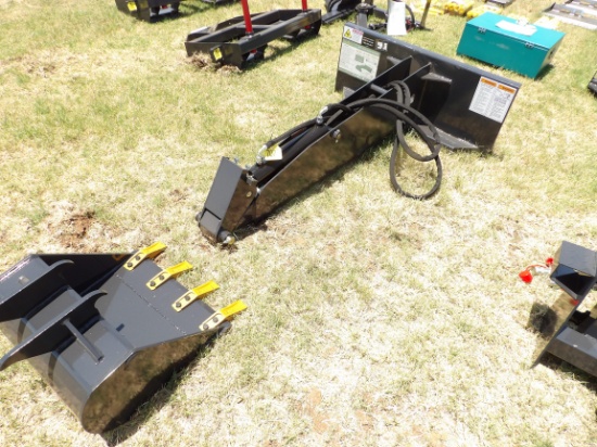 SKID STEER BACKHOE DIGGER
