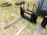 SKID STEER PALLET FORKS