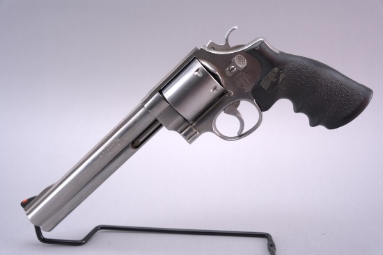 Smith & Wesson Model 629-2 44 Magnum Revolver