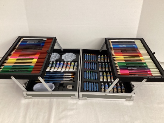 Artists Loft Artist's Set in Hard Sided Carry Case