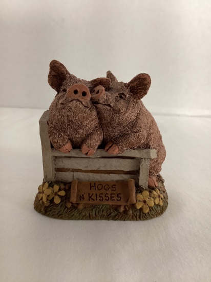 Signed Tim Wolfe "Hogs n' Kisses" Sculpture