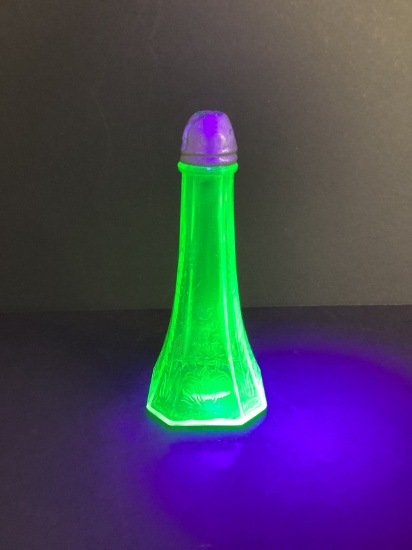 Princess Pattern Uranium Green Depression Glass Sugar Shaker
