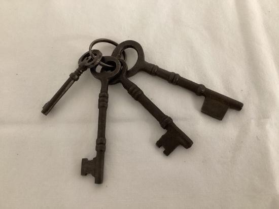 Reproduction Ring of Skeleton Keys