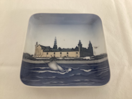B&G Denmark Kronborg Castle Porcelain Dish