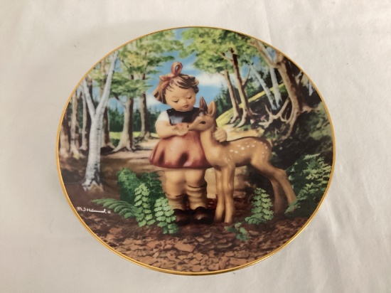 Danbury Mint M.I. Hummel Gentle Friends Plate