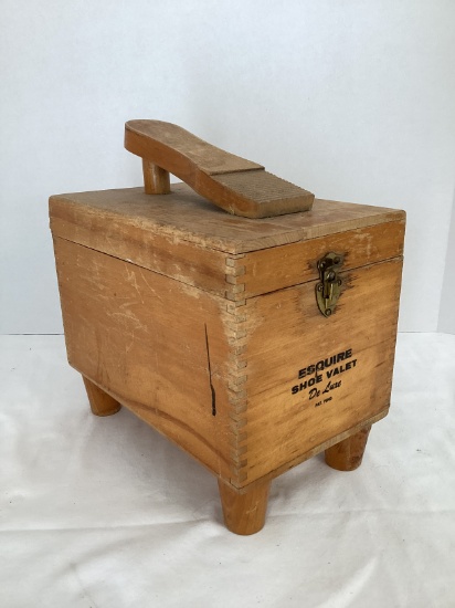 Esquire Shoe Valet with Shoe Shine Brushes and Other Equipment