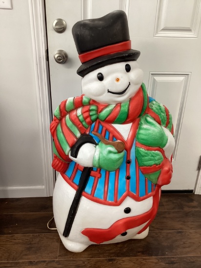 Santa's Best Blow Mold Lighted Snowman
