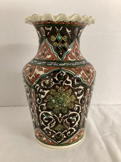 Turkish Kutahya Vase with Ruffled Edge