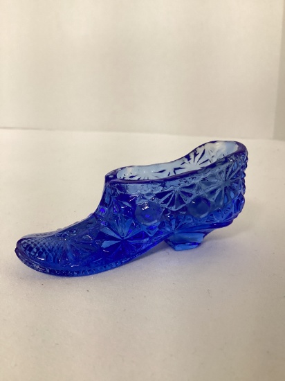 LG Wright Blue Glass Slipper