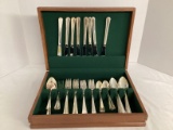 Onieda Silversmiths Silverplate Flatware Set in Wood Case