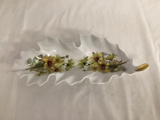 Old Nuremberg Bavaria Germany Leaf Shaped Floral Dish