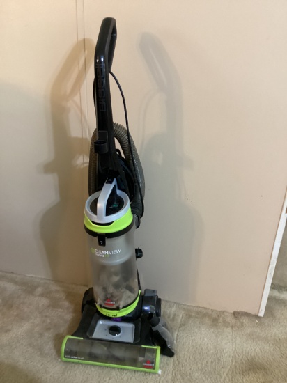 Bissell Cleanview Swivel Pet Vacuum Cleaner