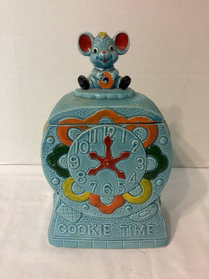 "Cookie Time" Mouse on Clock Cookie Jar