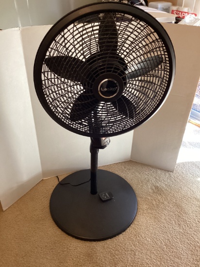 Lasko 20" Oscillating Fan