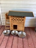 Outdoor Cat House and Stainless Bowls